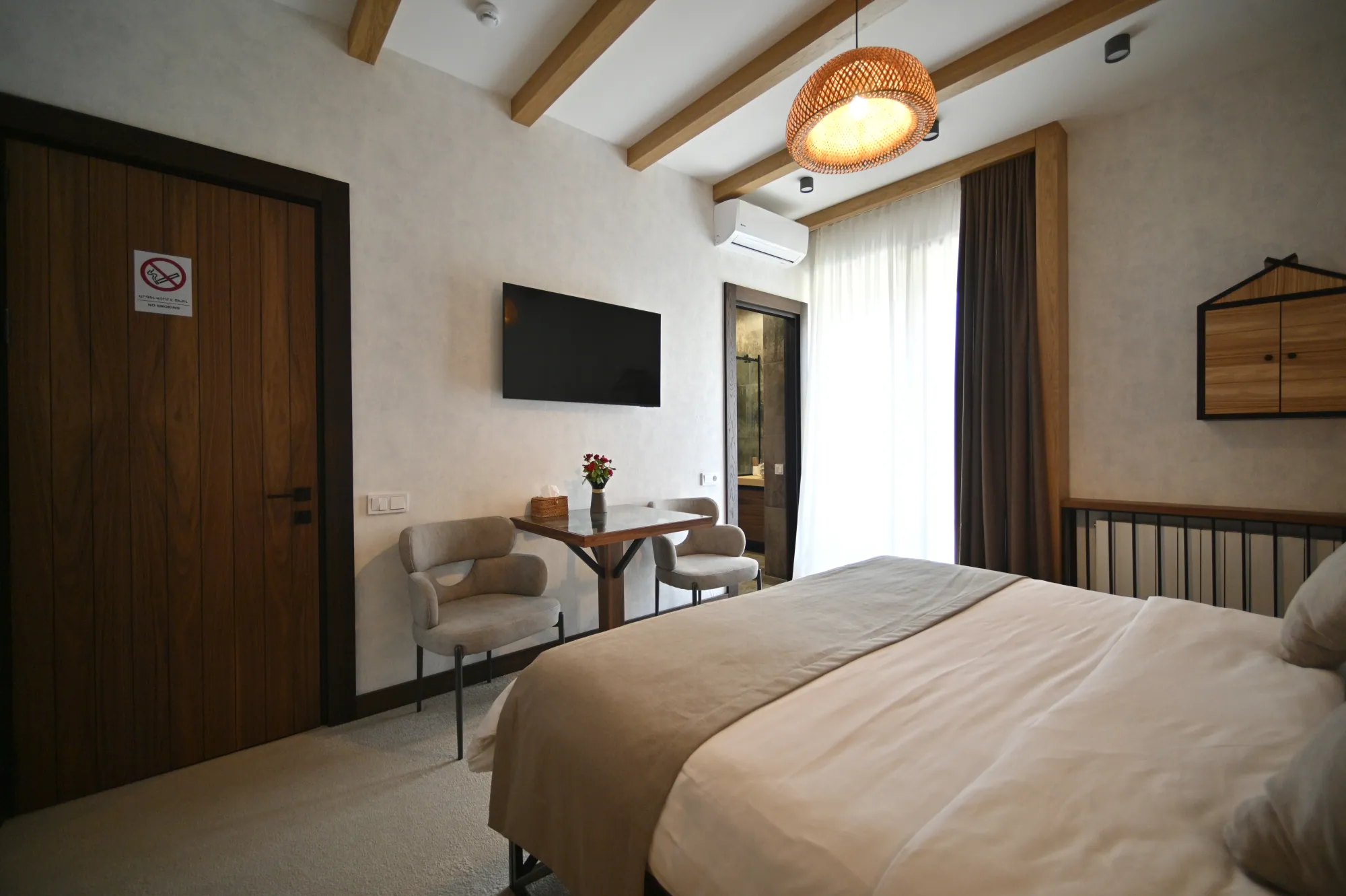 room 6 2nd image